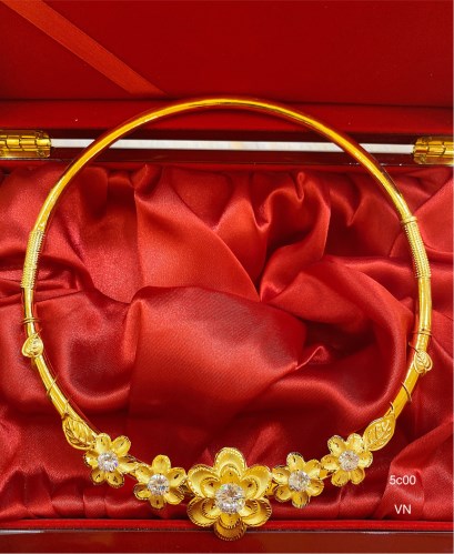 Trang sức cưới - Vàng Bạc Văn Ngân - Công Ty TNHH Kinh Doanh Vàng Bạc Văn Ngân